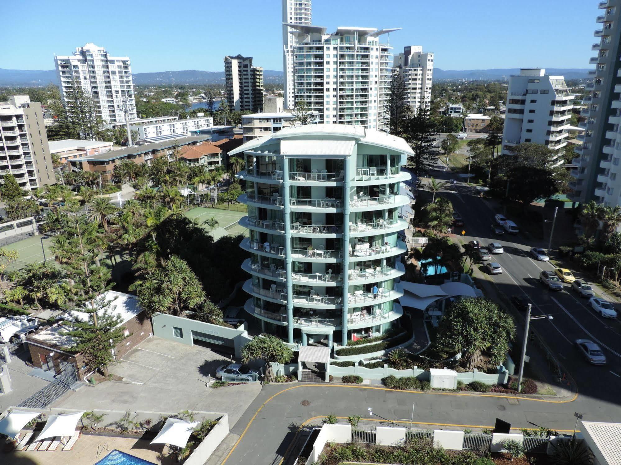 Emerald Sands Holiday Apartments Surfers Paradise Exterior photo