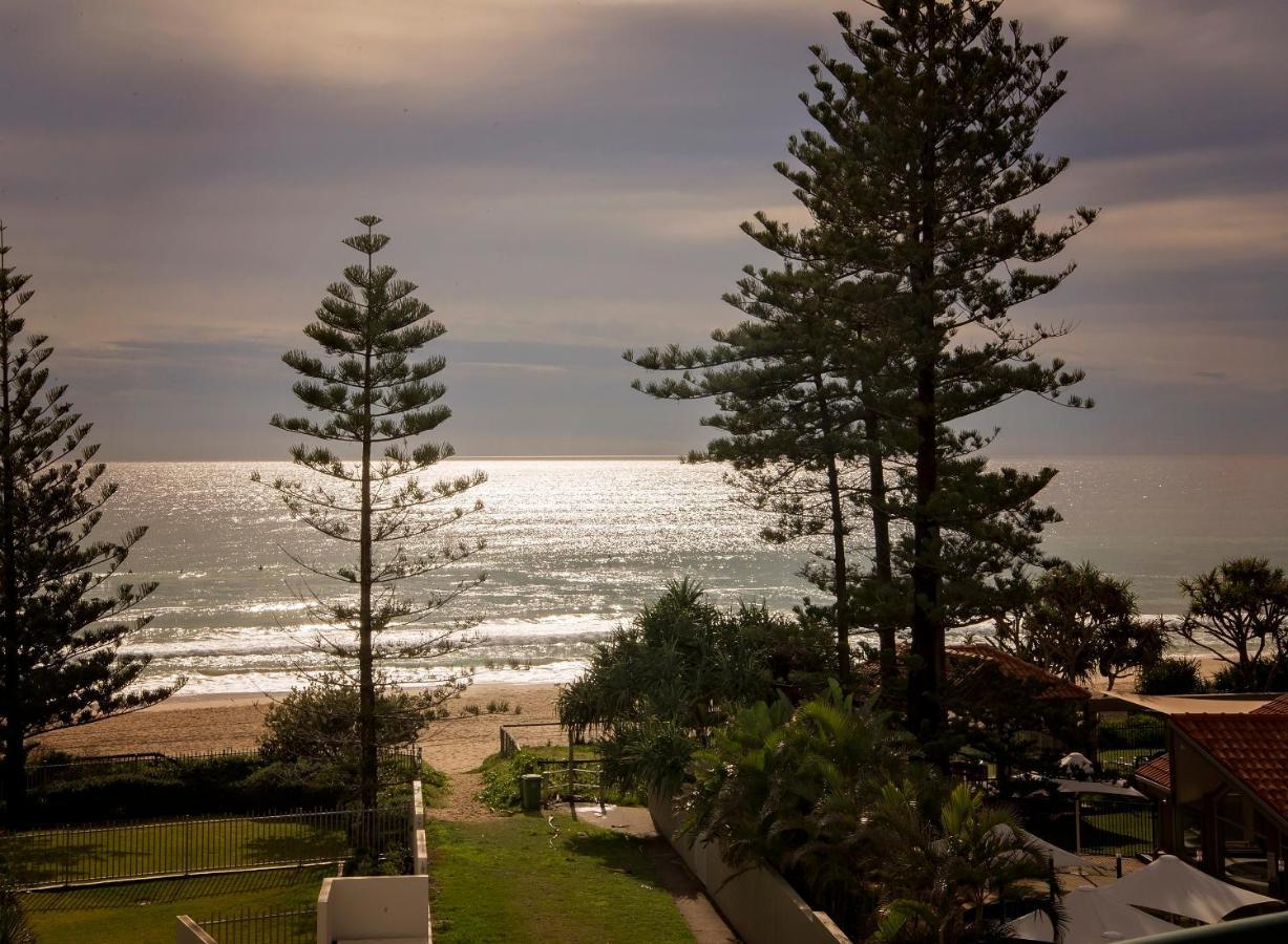 Emerald Sands Holiday Apartments Surfers Paradise Exterior photo