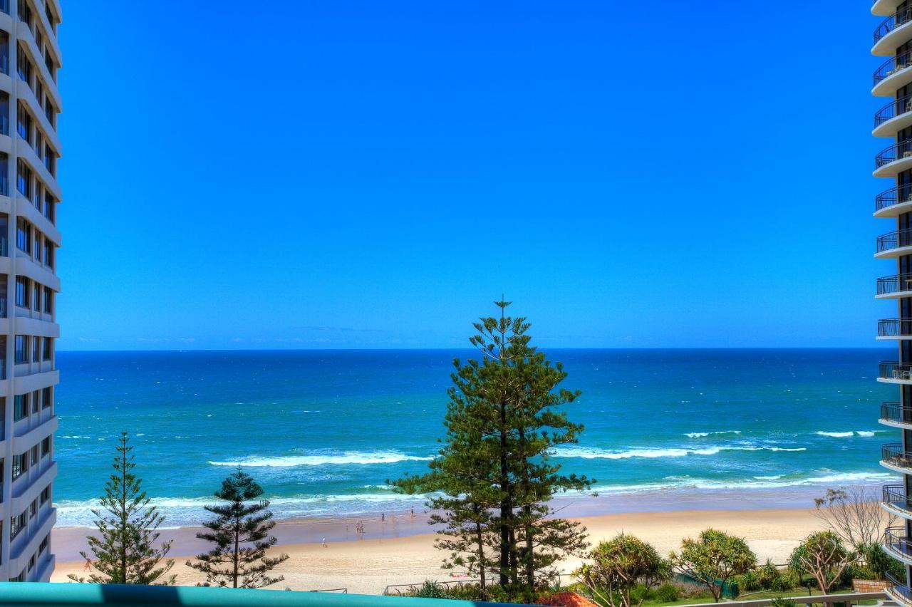 Emerald Sands Holiday Apartments Surfers Paradise Exterior photo